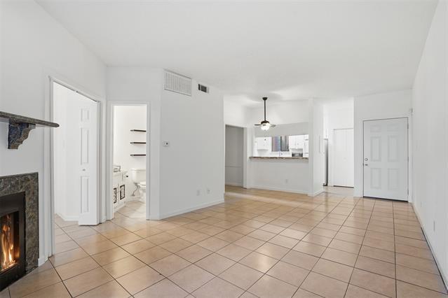 Building Photo - 5550 Spring Valley Rd