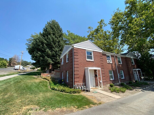 Building Photo - 926 E 500 S