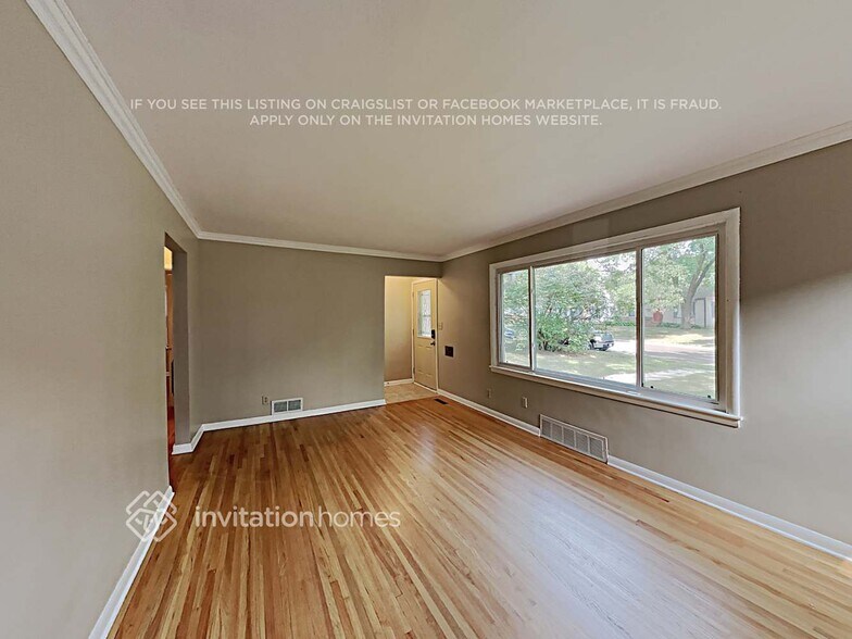 Building Photo - 6828 Russell Ave S