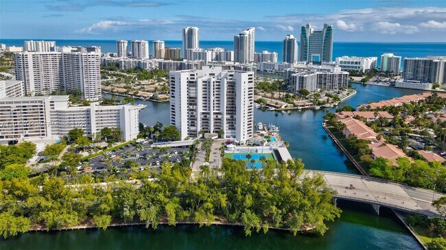 Building Photo - 300 Three Islands Boulevard