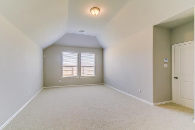 Building Photo - 6018 Grace Falls Dr