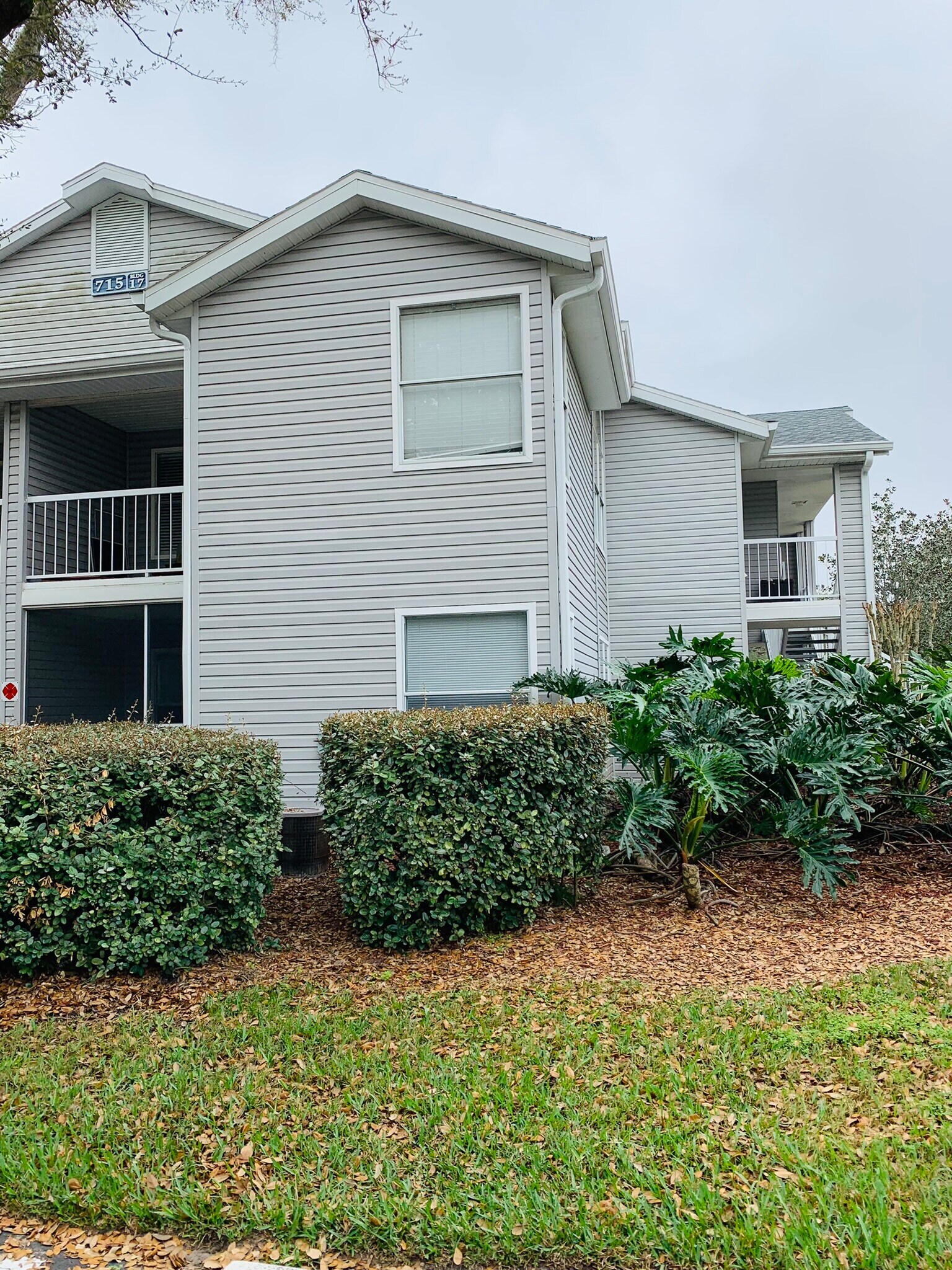 Building Photo - 715 Sugar Bay Way