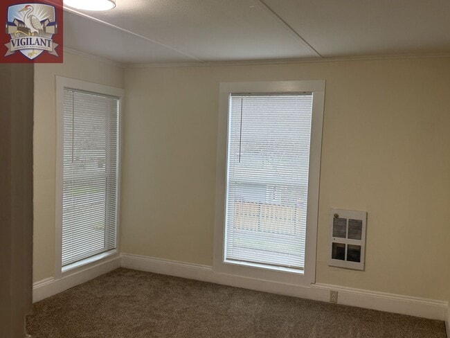 Building Photo - WA271