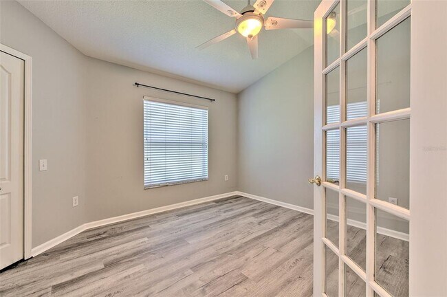 Building Photo - 5046 Gato Del Sol Cir