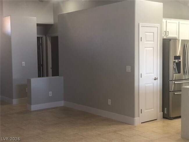 Building Photo - 3729 Discovery Creek Ave