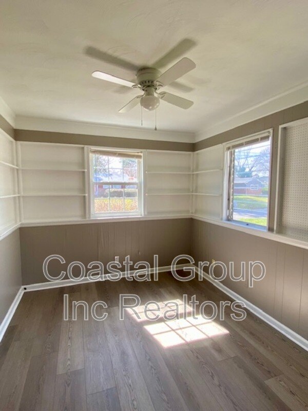 Building Photo - 3612 Terry Dr