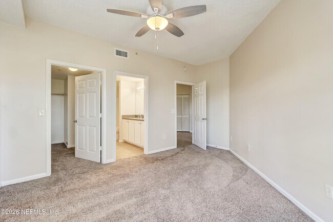Building Photo - 3015 Aqua Vista Ln