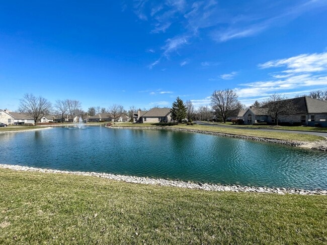 Building Photo - Near Local Shops and Restaurants