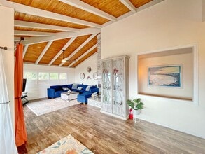 Building Photo - Wailuku Heights Executive Style 3Bed/2Bath Furnished Upstairs Home - Pool w/ cabanas - Most Utili...