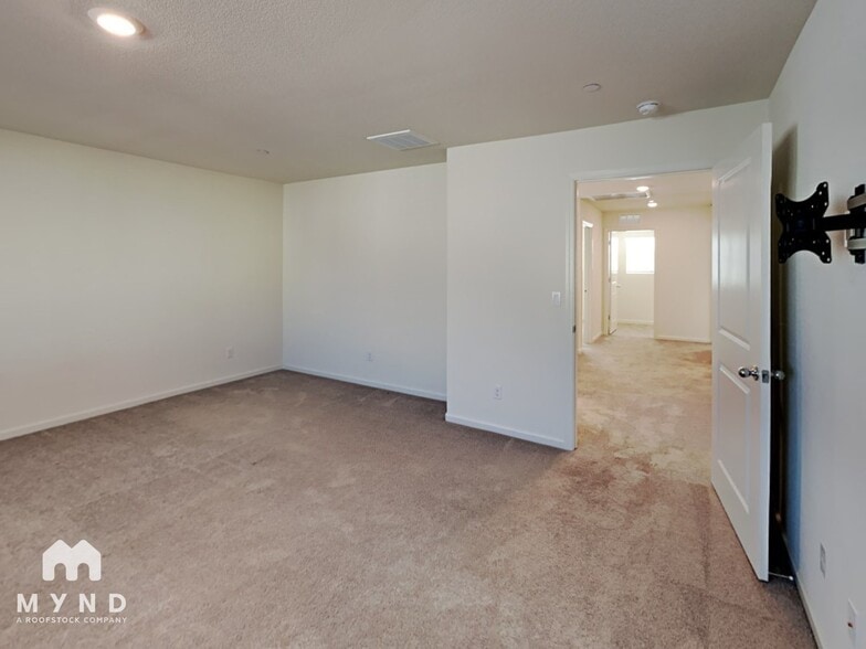 Building Photo - 3831 Berrybridge St