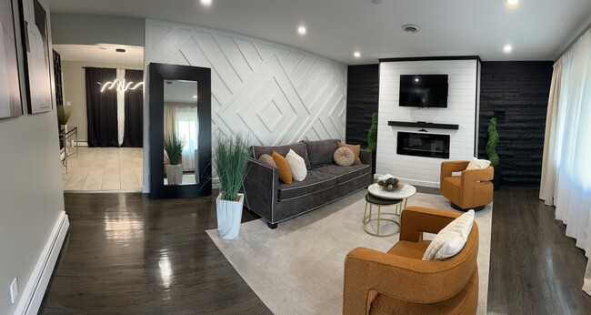 Building Photo - Beautifully Renovated, Modern 3 bedroom 2....