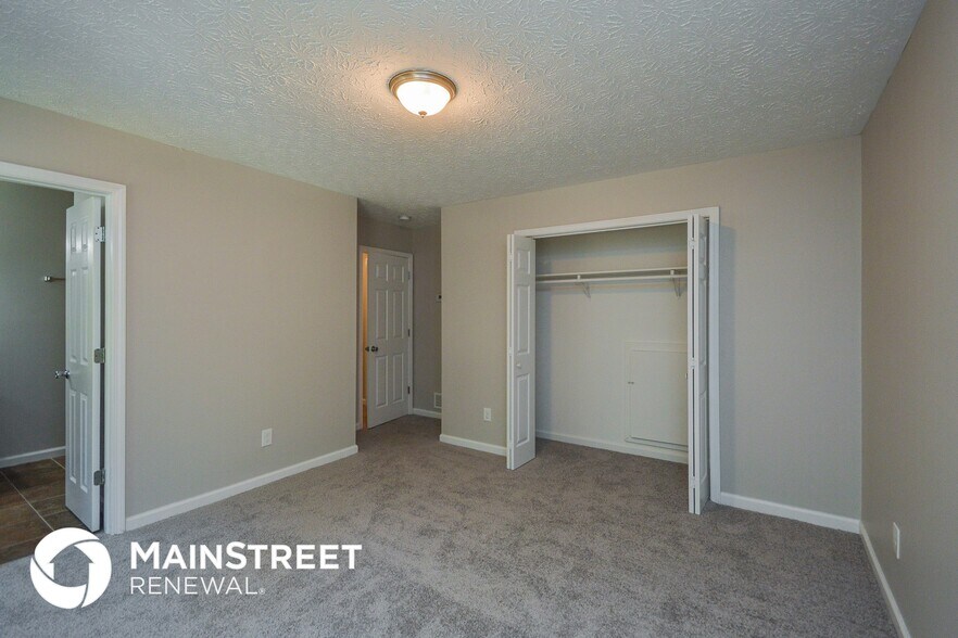 Building Photo - 40 Jill Ln