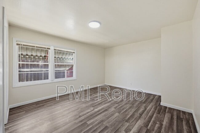 Building Photo - 1515 N Carson St