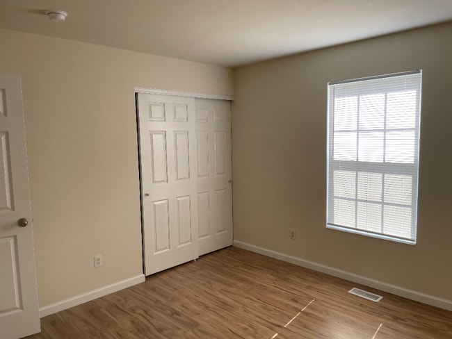 Building Photo - 153 Sweetgum Dr