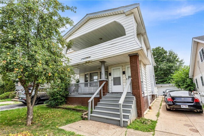 Primary Photo - 3803 W 135th St