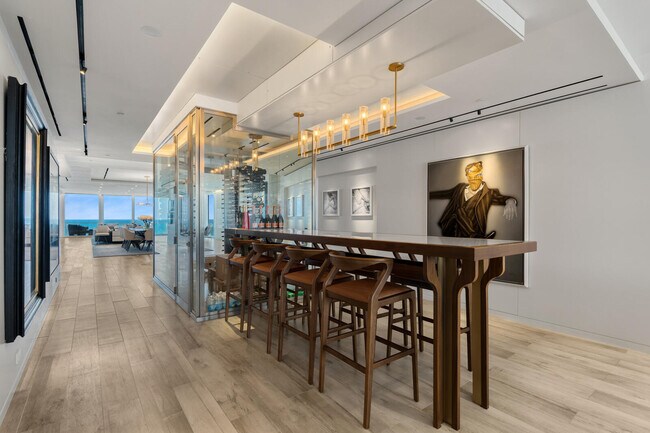 Building Photo - 9001 Collins Ave