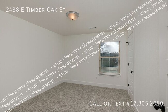 Building Photo - 2488 E Timber Oak St