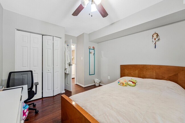 Building Photo - 2 Bedroom 2 Bathroom Condo Available for Rent