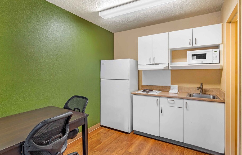 Building Photo - Furnished Studio-Sacramento - Northgate