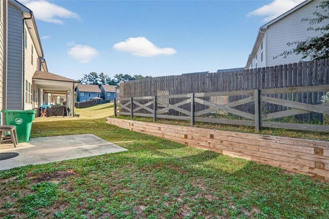 Building Photo - 1553 Spring Hollow Way