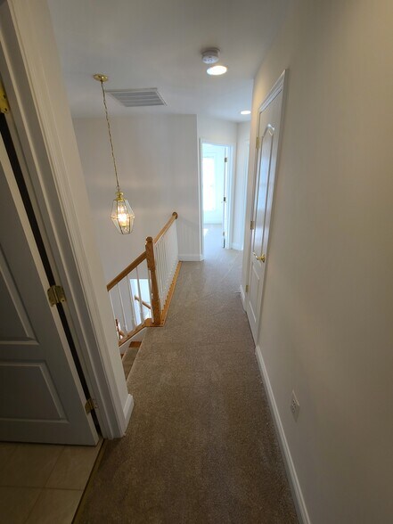 3rd Floor Hallway - 25807 Turlough Ter