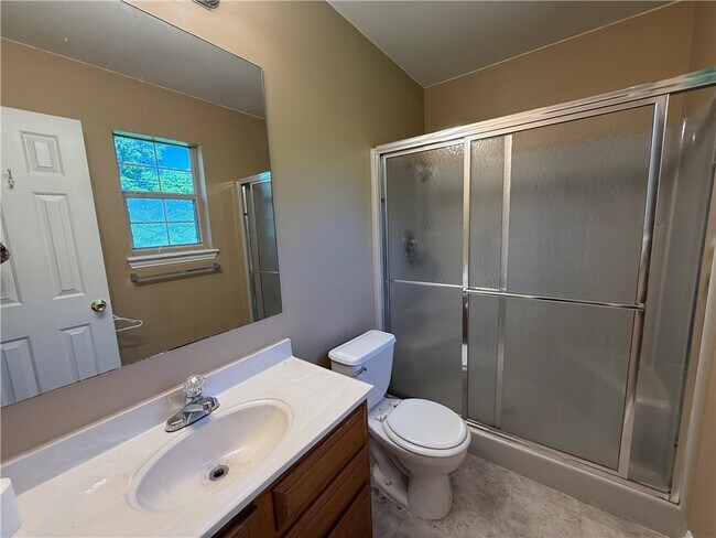 Building Photo - 2446 Ridgeway Loop