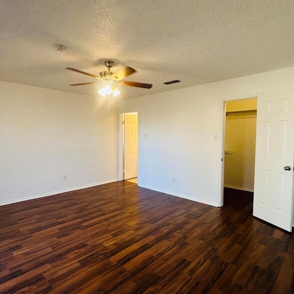 Building Photo - 6114 10th St