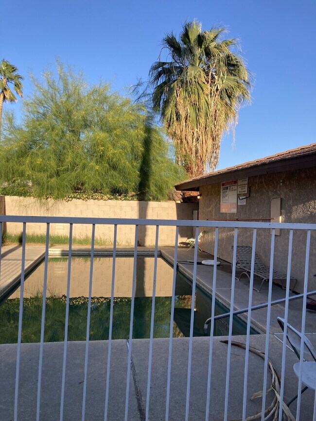 Building Photo - Spacious 2-Br Oasis with Pool in Cathedral City