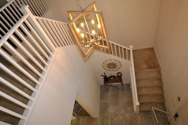 Building Photo - Stunning 5bed/3bath 2771 sq/ft Gilbert Home!