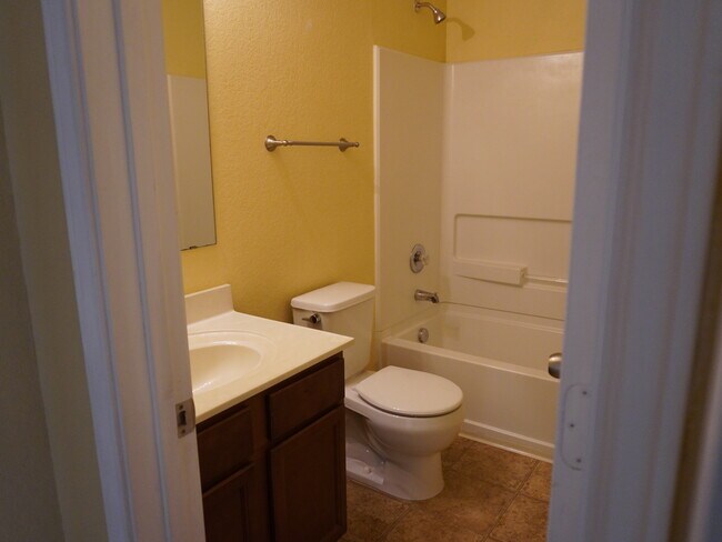 Building Photo - 25307 Colt River