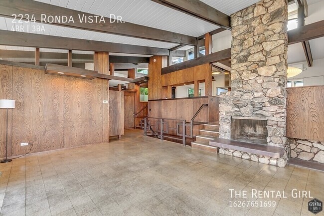 Building Photo - 2234 Ronda Vista Dr