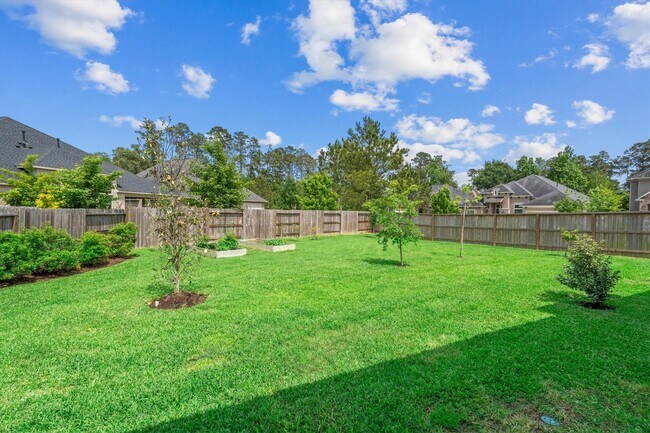 Building Photo - 122 Coral Bells Ct