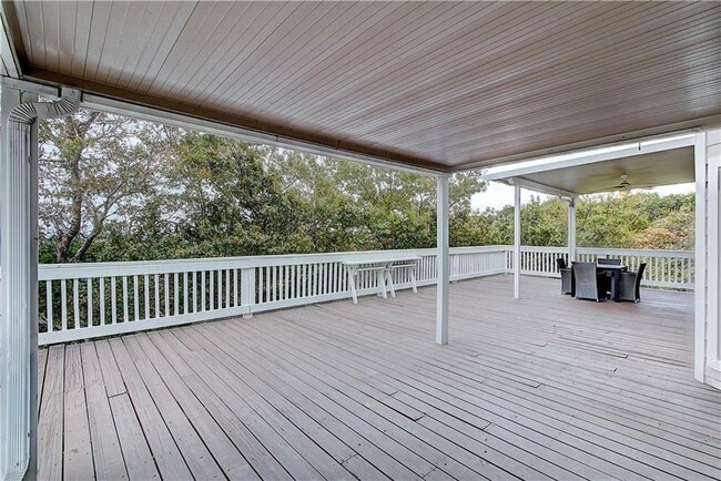 Building Photo - 19300 Crosswind Cir