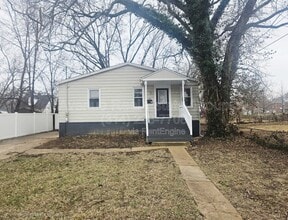 Building Photo - 126 Madison Ave