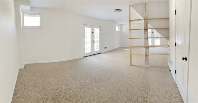 Building Photo - 2 Wildflower Ln