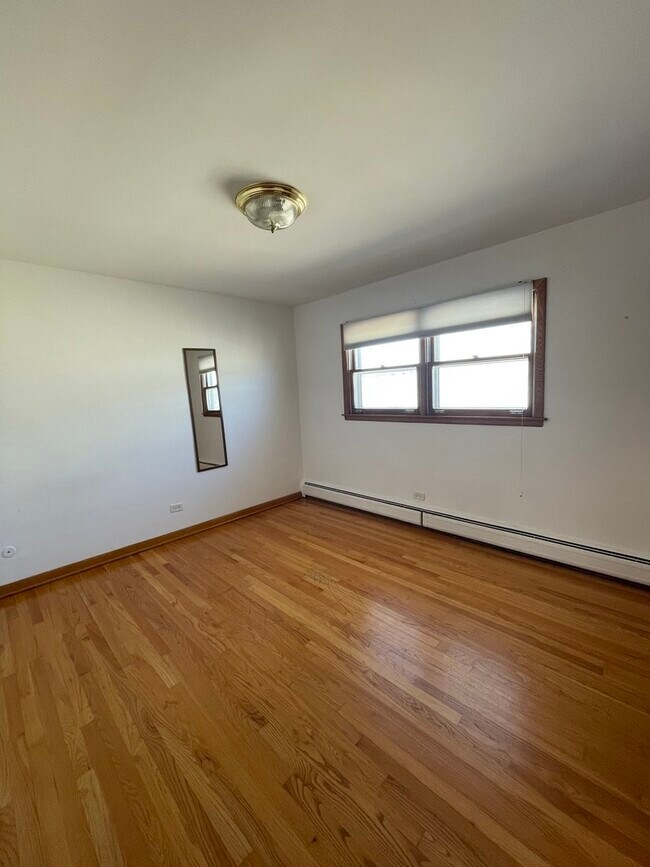 Building Photo - 5230 N Delphia Ave