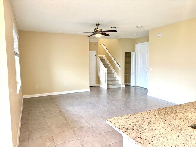 Building Photo - 7962 NW Greenbank Cir