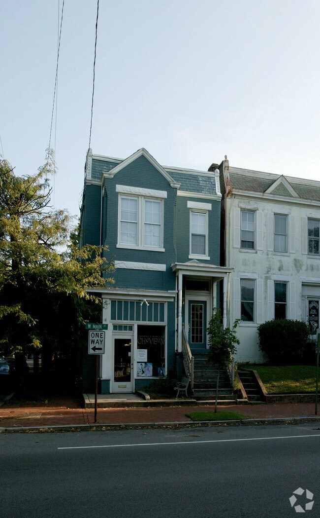 Building Photo - 1330 W Main St