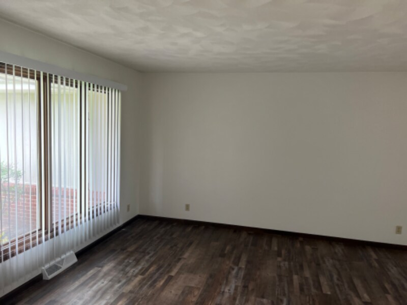 Building Photo - 5626 Pepper Dr