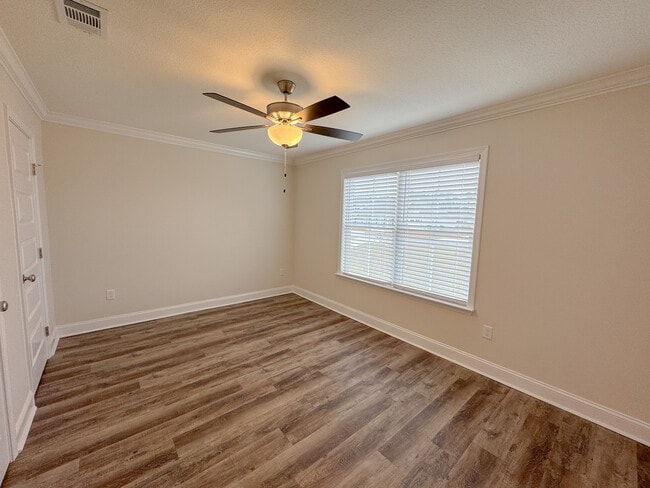 Building Photo - 301A Frieght Train Trl