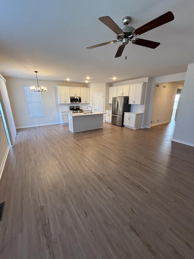 Building Photo - 10514 Button Bush Dr