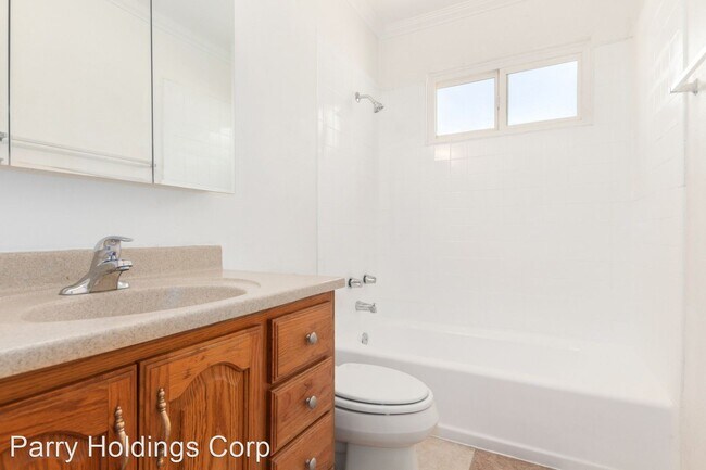 Building Photo - 3 br, 1 bath House - 2614 N 40th Drive