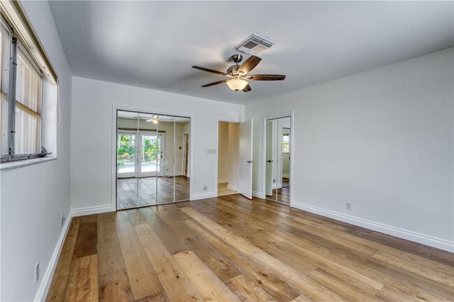 Building Photo - 2000 Admirals Way