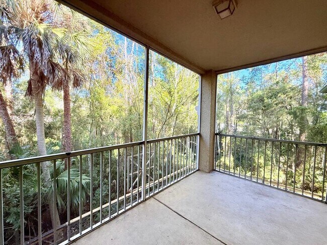 Building Photo - 17112 Carrington Park Dr