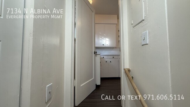 Building Photo - 7134 N Albina Ave