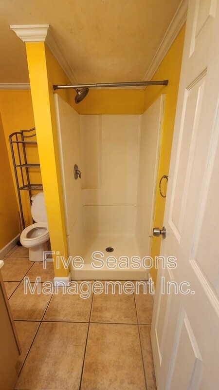 Building Photo - 65-67 Intervale Avenue - 1