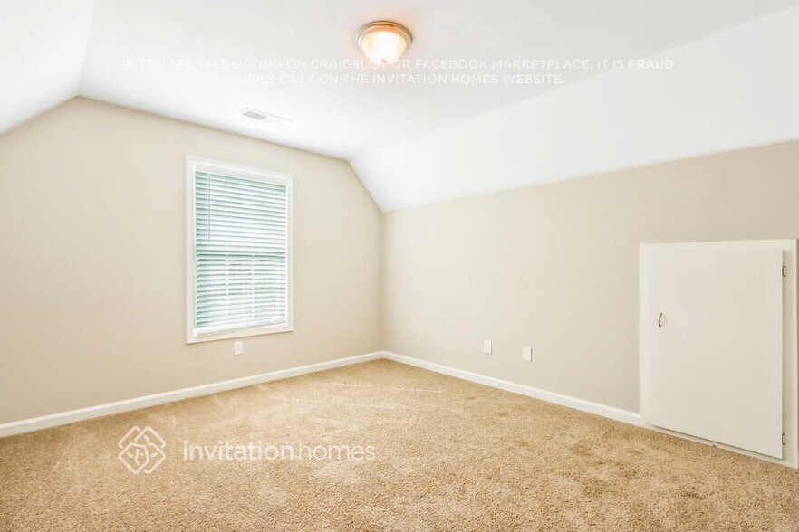 Building Photo - 1431 Scenic Brook Tr SW