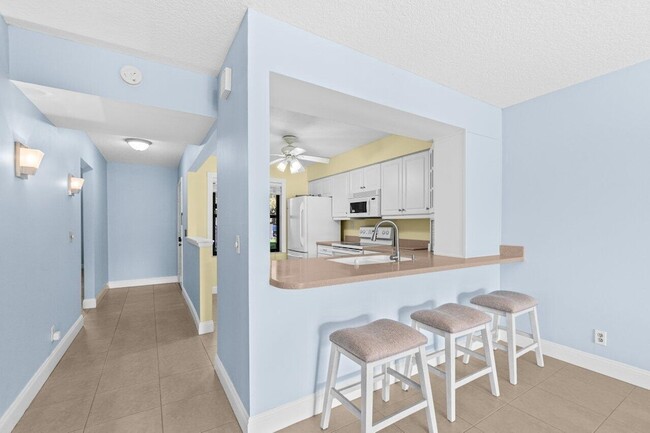 Building Photo - 1001 Sabal Ridge Cir