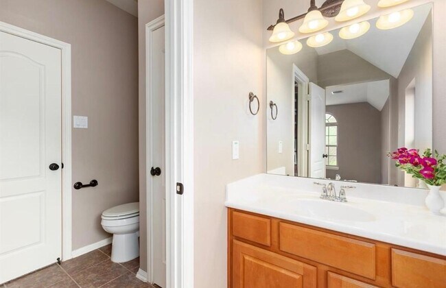 Building Photo - 2207 Bayou Cove Ln