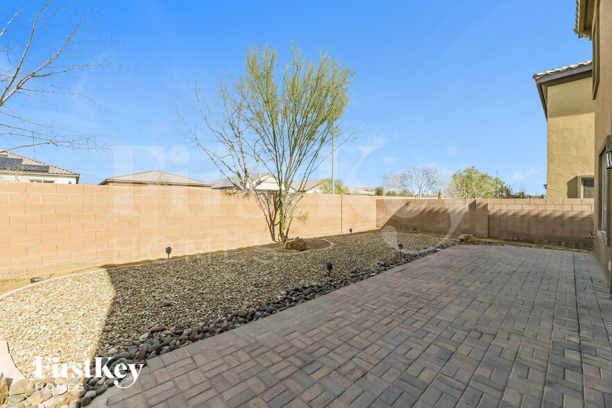 Building Photo - 28 Delighted Ave